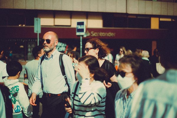 Découvrez les secrets de l'investissement dans l'énergie verte : guide essentiel pour investisseurs avertis