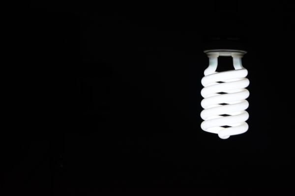 7 astuces efficaces pour diminuer vos frais d'électricité