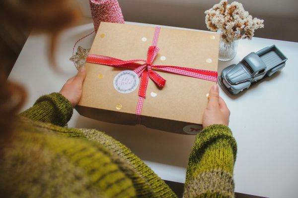 Cadeau pour grands-parents : un abonnement à chérir chaque mois
